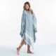 Toalla de playa/poncho gris con azul de 190 x 190 cm